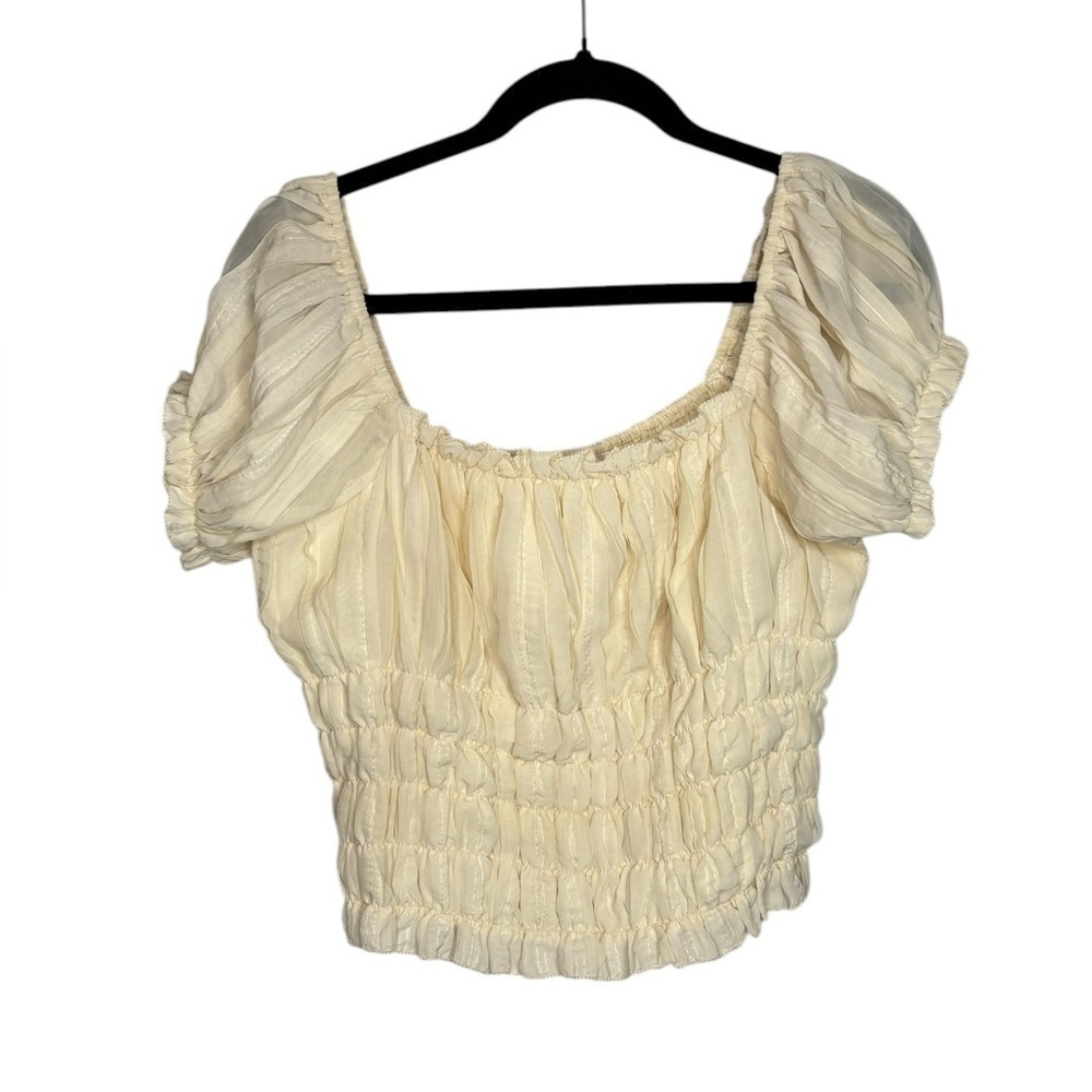 Line and Dot Cream Smocked Puff Sleeve Crop Size Large